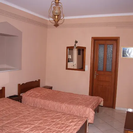 Alsos House 4* كالامباكا