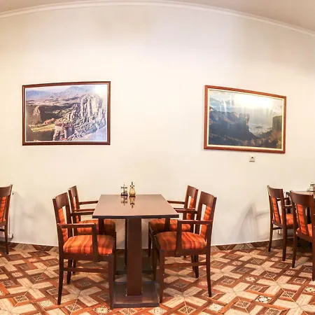 Guest house Alsos House 4*